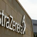 Logotipo de AstraZeneca, que ha mostrado resultados positivos de Durvalumab.