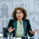 La EMA podría aprobar esta semana la autorización de la vacuna COVID de Janssen, según María Jesús Montero, en la imagen.