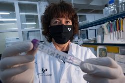 Miren Basaras, microbióloga de la UPV