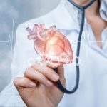 La combinación de rosuvastatina y ezetimiba está indicada en pacientes de alto riesgo cardiovascular