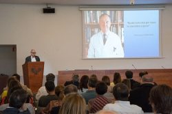 El aula Janssen servirá para el uso racional del medicamento