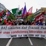 manifestación de las centrales y ciudadanía a favor de una sanidad pública