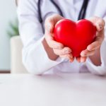 Las guías recomiendan añadir ezetimiba a una estatina para lograr objetivos en alto y muy alto riesgo cardiovascular