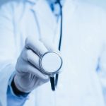 no faltan médicos