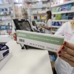 La venta de tests de antígenos en farmacias aumenta hasta un 174 %