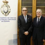 La Academia de Ciencias alerta de la “fuga de talento investigador”. Foto del presidente y vicepresidente de la Academia.