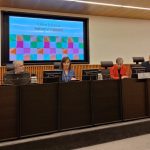 “Las mujeres estamos muchas veces infradiagnosticadas y casi siempre hipermedicalizadas”. Foto de la presentación del Libro Blanco, con Francina Armengol.