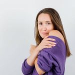 El lupus es una enfermedad autoinmune crónica en la cual el sistema inmunitario ataca a sus propios tejidos.